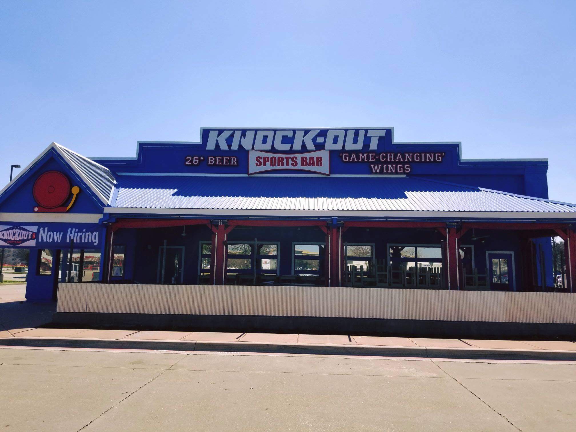 Knock-Out Sports Bar in Dallas - Giant Sign Company