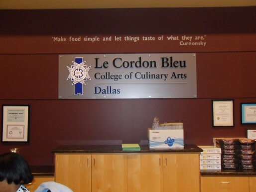 Cordon Bleu Sign 2 514x385 