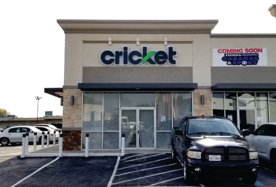 Cricket Wireless in Dallas Giant Sign Company